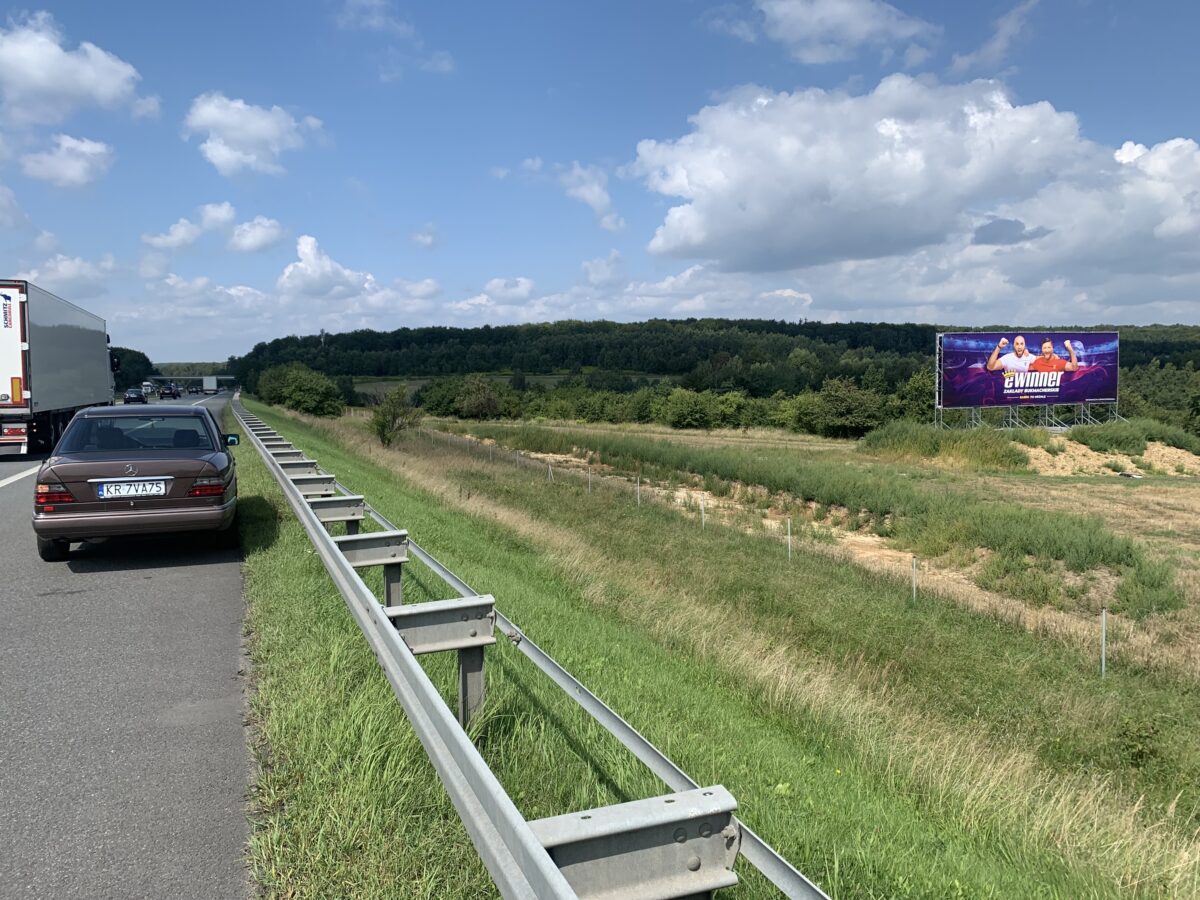 Reklama przy autostradzie A4