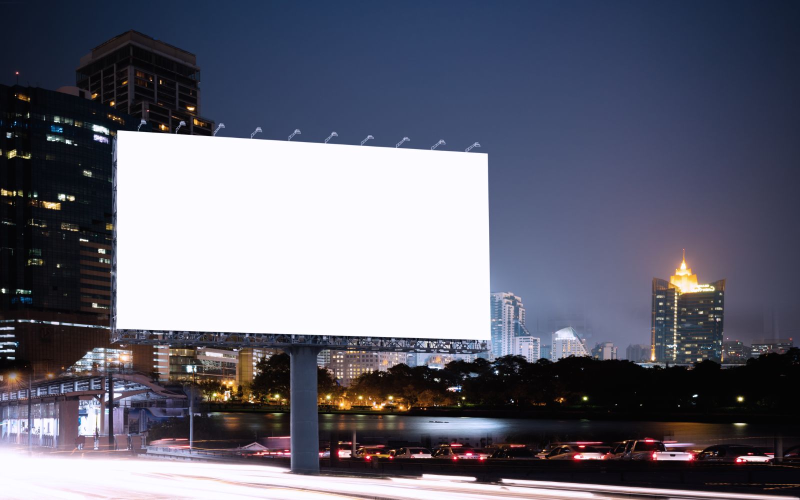 Jaką rozdzielczość wybrać do druku billboardu?